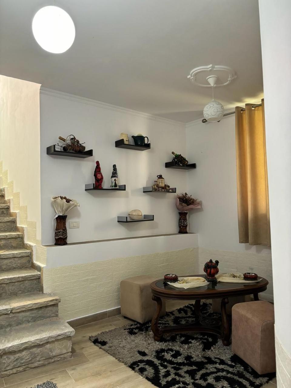 Guest House Adi Hoxha Berat Exterior photo